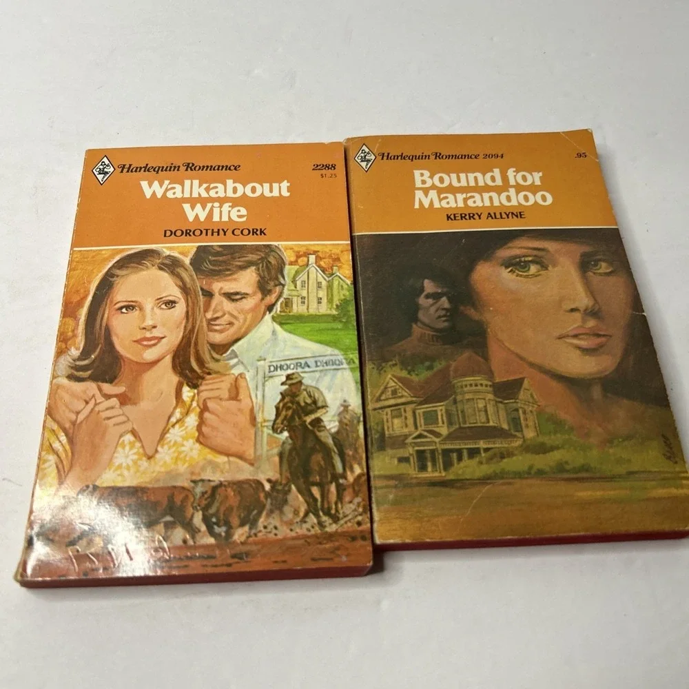 Lot of : HARLEQUIN ROMANCE PB Novels Vintage